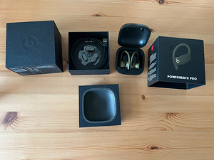 Beats Powerbeats Pro (1 фото из 6)