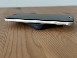 Apple iPhone SE 2022 64GB (3. põlvkond), Uueväärne! (4 foto / 9)