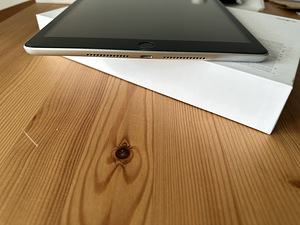 Apple iPad 10.2 9.Gen ( 2021 ) 64GB, Uueväärne! Garantii! (3 foto / 8)