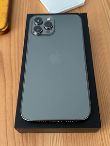Apple iPhone 12 Pro Max 256GB (7 foto / 9)