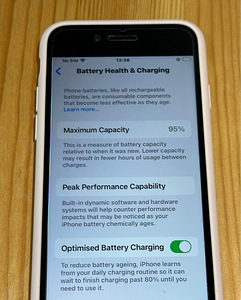 Apple iPhone SE (2020) 64GB (8 foto / 8)
