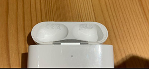 Originaal Apple AirPods Pro With Wireless Charging Case (6 foto / 7)