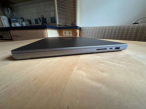 Apple MacBook Pro 16" 2021 M1 PRO 10/16 16GB 1TB SSD (7 foto / 10)