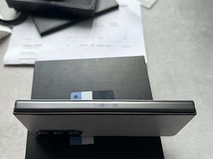 Samsung Galaxy Fold5 512GB / Garantii! (8 foto / 10)