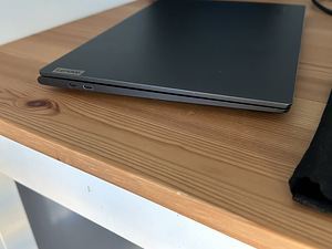 Lenovo Yoga Slim 7 Pro, 16GB RAM , 90Hz OLED, Ryzen 7 5800H (5 foto / 9)