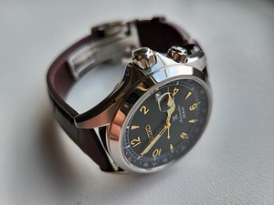 SEIKO PROSPEX SPB121J1 (2 foto / 8)