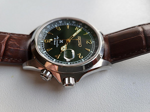 SEIKO PROSPEX SPB121J1 (4 foto / 8)