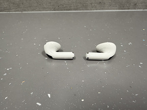 Apple AirPods 4 ANC / Originaal! Garantii! (6 foto / 10)