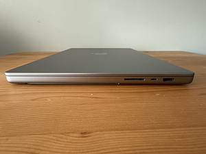 Apple MacBook Pro 16" 2021 | 1TB SSD! | M1 PRO 10/16 | 16GB (8 foto / 10)