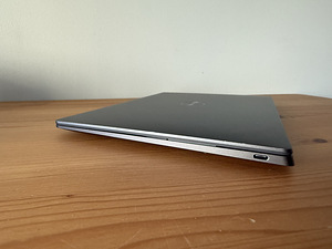Dell XPS 13 Plus 9320 / i7-1260P / 16GB 5200 MHz / 512GB SSD (8 foto / 10)