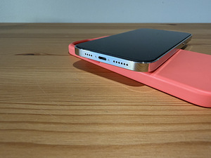 Apple iPhone 12 Pro Max 128GB Silver (4 foto / 9)