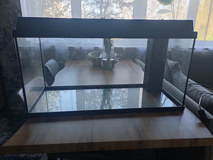 Akvaarium Juwel 110 l Tasuta (2 foto / 2)