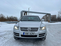Продается Volkswagen Touareg 5.0L 230kw