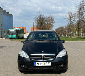 Mercedes-Benz A150 1.5L 70kw