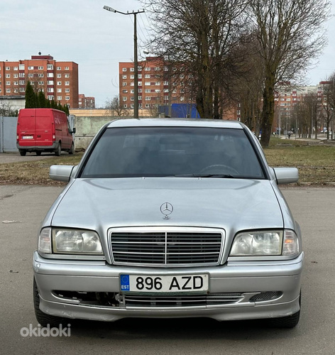 Mercedes-Benz C200 2.1L 75kw (фото #1)
