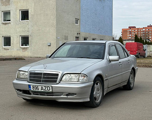 Mercedes-Benz C200 2.1L 75 kw, 2000