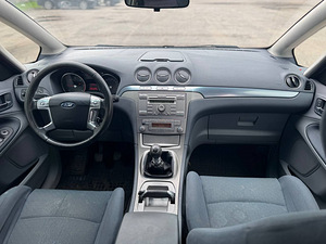 FORD S-MAX (7 foto / 8)