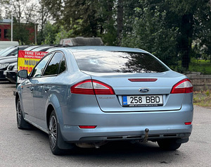 FORD MONDEO (5 foto / 8)