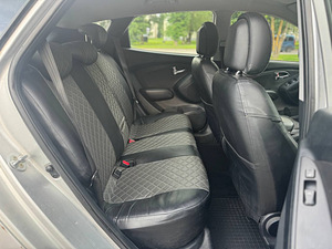 HYUNDAI IX35 (2 foto / 9)