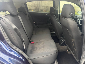 ALFA ROMEO 147 (8 foto / 8)