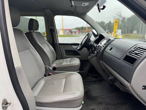 VOLKSWAGEN TRANSPORTER (8 foto / 10)