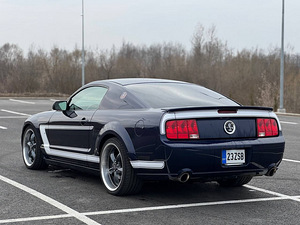 FORD MUSTANG (5 фото из 7)