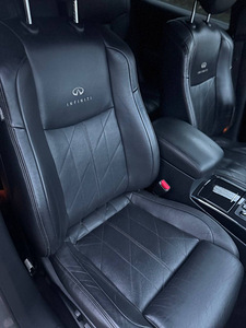 INFINITI FX37 (10 foto / 13)