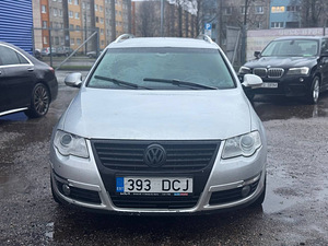 VOLKSWAGEN PASSAT VARIANT (1 foto / 9)