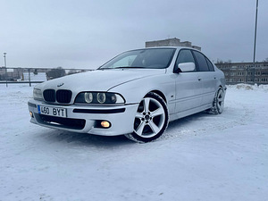 BMW 525D (3 foto / 9)