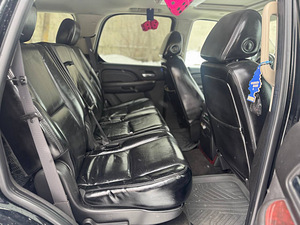 CADILLAC ESCALADE (8 фото из 15)
