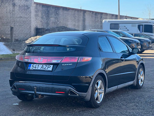 HONDA CIVIC (5 foto / 8)