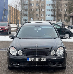 MERCEDES-BENZ E 220 CDI T (2 foto / 8)