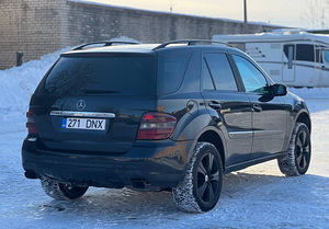 MERCEDES-BENZ ML 320 CDI 4MATIC (5 foto / 8)