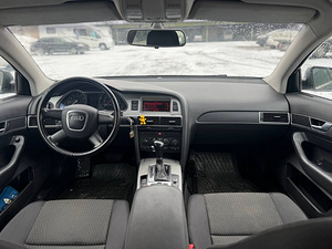 AUDI A6 AVANT (7 фото из 8)