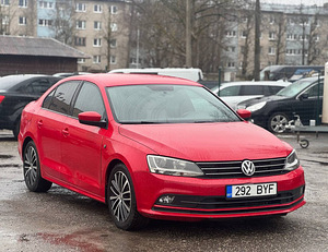 VOLKSWAGEN JETTA (3 foto / 8)