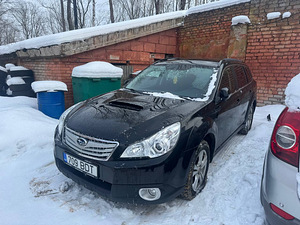 SUBARU LEGACY (2 foto / 6)