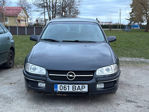 OPEL OMEGA (3 фото из 8)