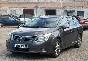 TOYOTA AVENSIS (1 foto / 5)
