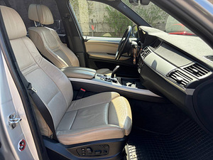 BMW X5 (7 foto / 8)