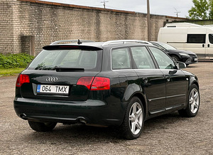 AUDI A4 AVANT (5 foto / 8)