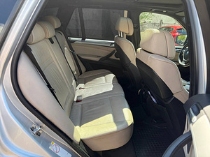 BMW X5 (8 фото из 8)