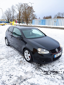 VW Golf. 1,9D 77kw. 2005a. Korralik! (2 foto / 15)
