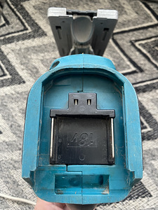 Makita BJV180 Tikksaag. Korralik (6 foto / 9)