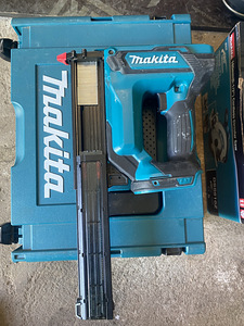 Liistunaelapüss Makita DFN350. Vähe kasutatud (5 foto / 7)