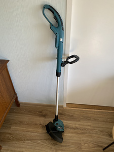 Makita akutrimmer. Vähe kasutatud (1 foto / 9)