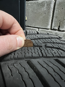 Диски + шины AUDI 235/50 R18 M+S (2 фото из 5)