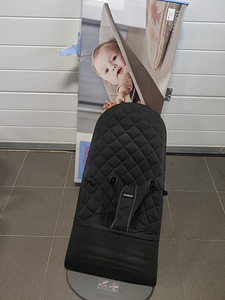 BabyBjörn lamamistool Bliss ,Black (1 foto / 3)