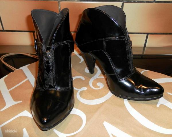 Bronx кожаные черные лаковые ботиночки-ботильоны, 39 (фото #1)