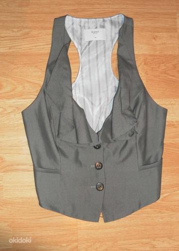 Reserved серый жилет с воротником-воланом, 38-40-M-L (фото #1)