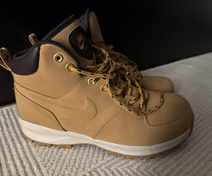 Ботинки Nike 41